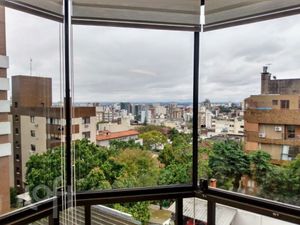 Image 6 - 916275