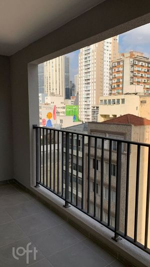 Image 1 - 916280