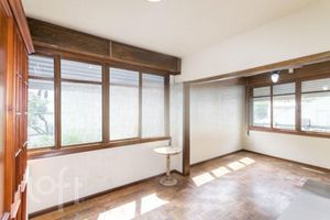 Image 3 - 916285