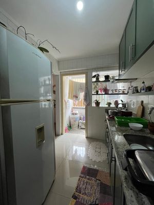 Image 7 - 916302