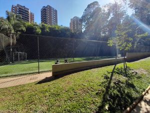 Image 35 - 916309