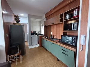 Image 9 - 916323