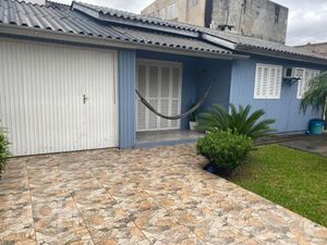 Image 12 - 916331