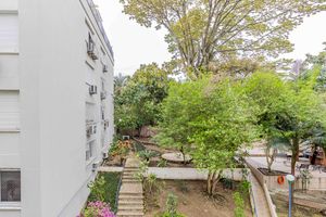 Image 10 - 916343