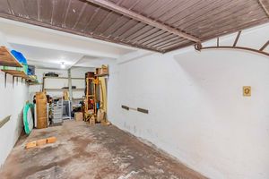 Image 34 - 916343