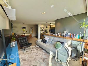 Image 5 - 916346