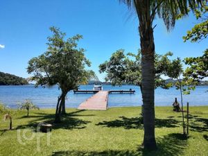Image 0 - 916350