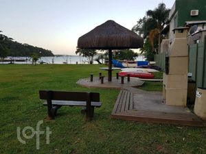 Image 6 - 916350