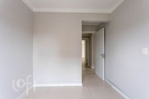 Image 14 - 916370