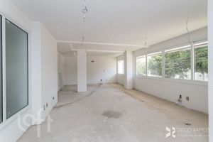 Image 2 - 916378