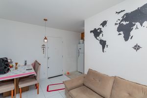 Image 4 - 916386