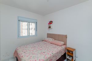 Image 7 - 916386