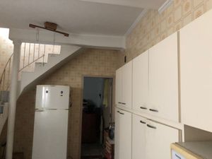 Image 4 - 916390