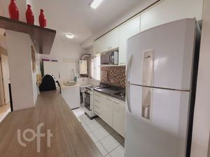 Image 5 - 916393