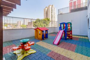 Image 39 - 916395