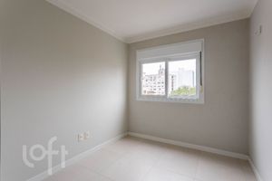 Image 13 - 916397