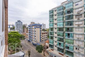 Image 26 - 916397