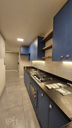 Image 4 - 916408