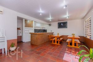 Image 9 - 916419
