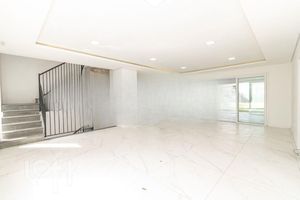 Image 45 - 916423