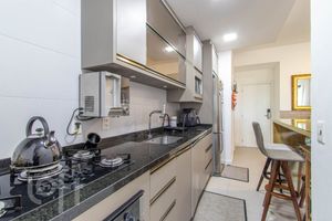 Image 11 - 916424