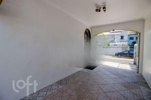 Image 30 - 916425