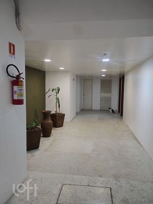 Image 3 - 916426