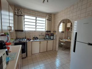 Image 5 - 916427