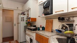 Image 8 - 916428