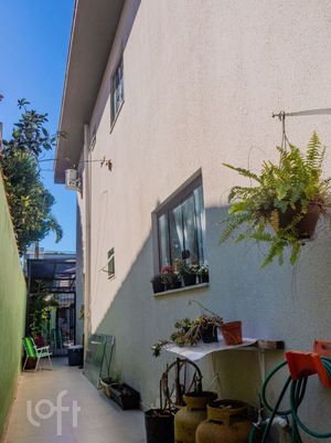 Image 5 - 916432