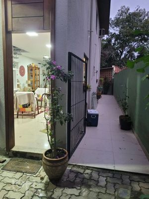 Image 6 - 916432