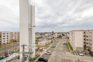 Image 11 - 916435