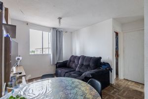 Image 20 - 916435