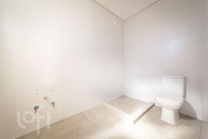 Image 10 - 916439