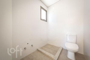 Image 7 - 916444