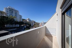 Image 7 - 916446