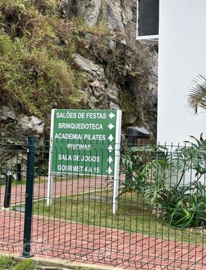 Image 17 - 916451