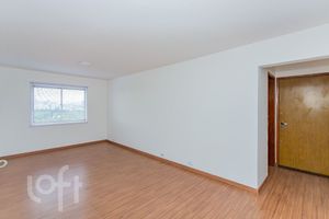 Image 61 - 916458