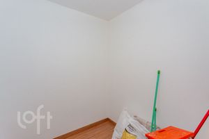 Image 33 - 916458