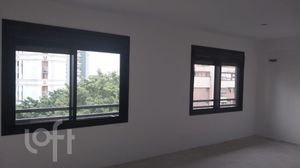 Image 32 - 916459