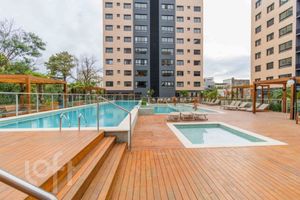 Image 33 - 916460