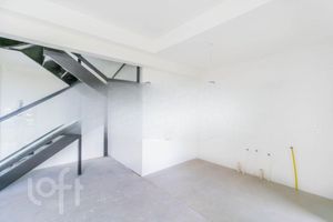 Image 7 - 916460