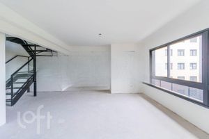 Image 4 - 916460