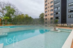 Image 35 - 916460