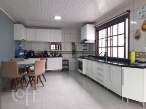 Image 5 - 916468