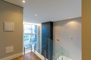 Image 7 - 916479