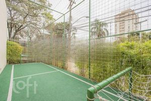 Image 9 - 916480
