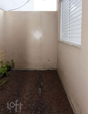 Image 5 - 916482