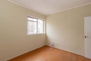 Image 21 - 916487