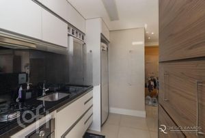 Image 16 - 916491